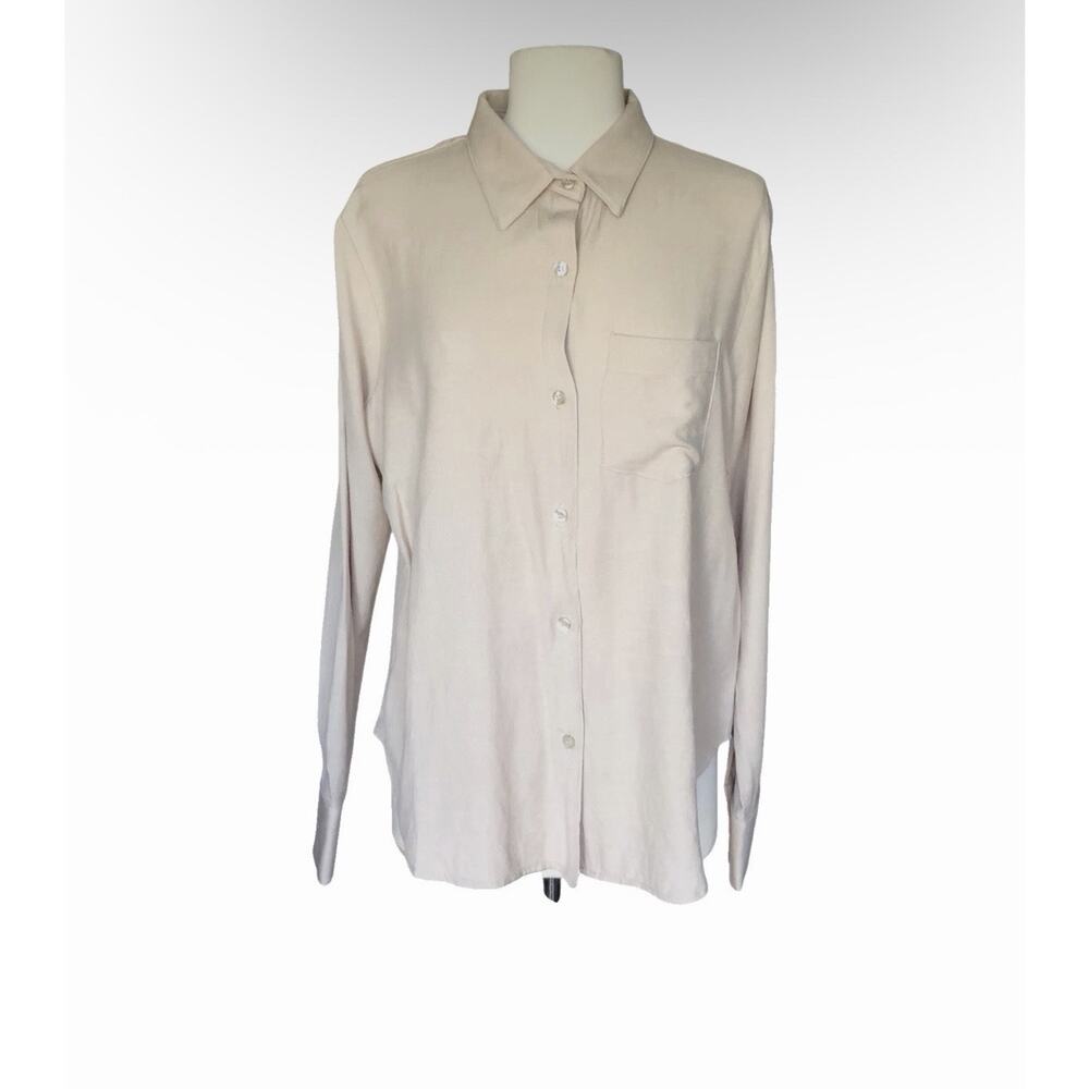 Beige Button Up Blouse Lightweight Work Office Minimal Chic Shirt Women’s Medium